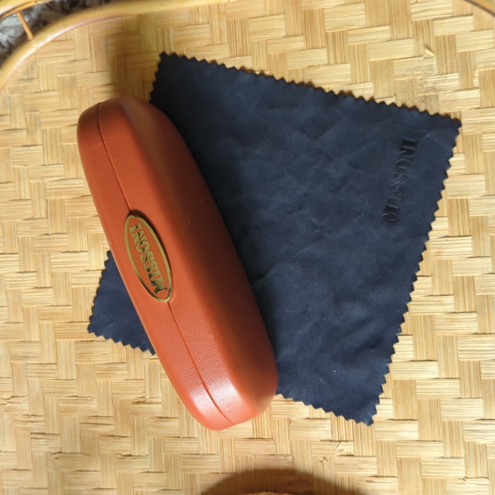 Missoni case and cloth